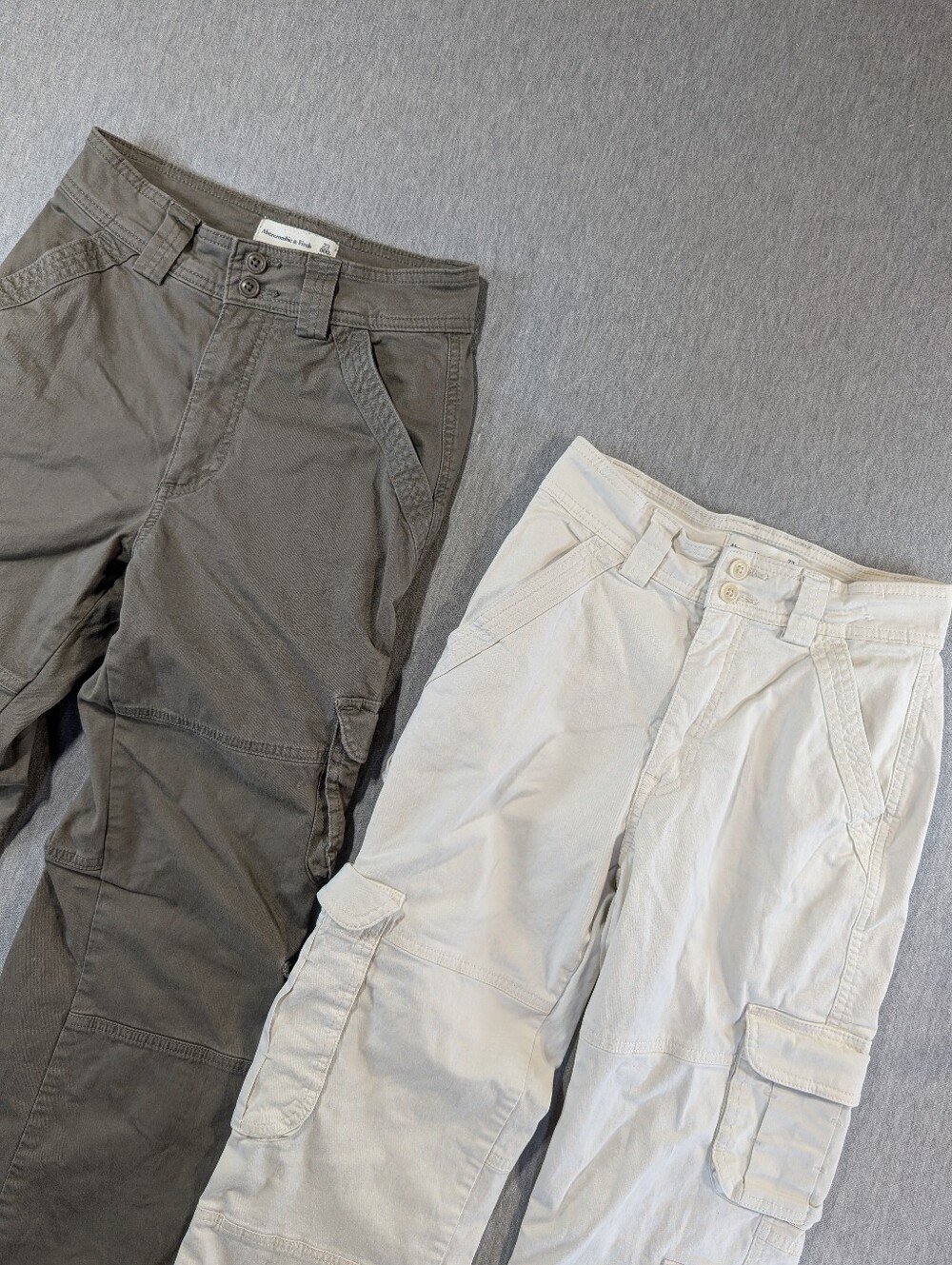 Abercrombie & Fitch Lot Of 2 Relaxed Fit Cargo Pants Women's 23/000 Brown Cream